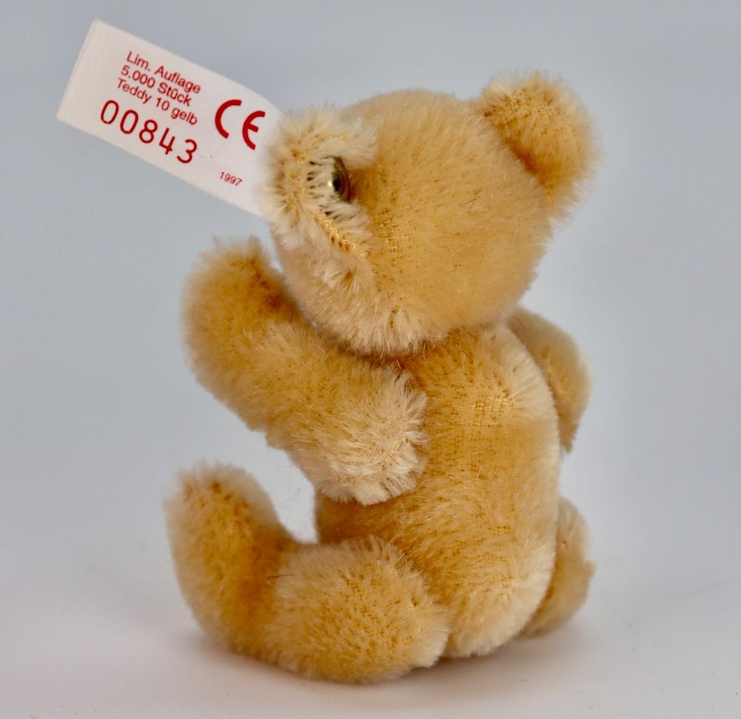 Steiff クリスマスブーツの中の小さなテディベア10cm 2000年度製品