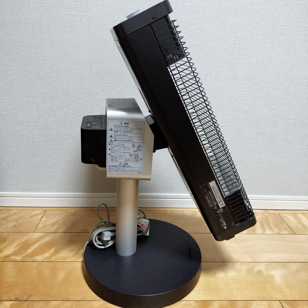 ☆2022年製 美品☆ダイキン セラム ヒート 遠赤外線暖房機 電気ストーブ