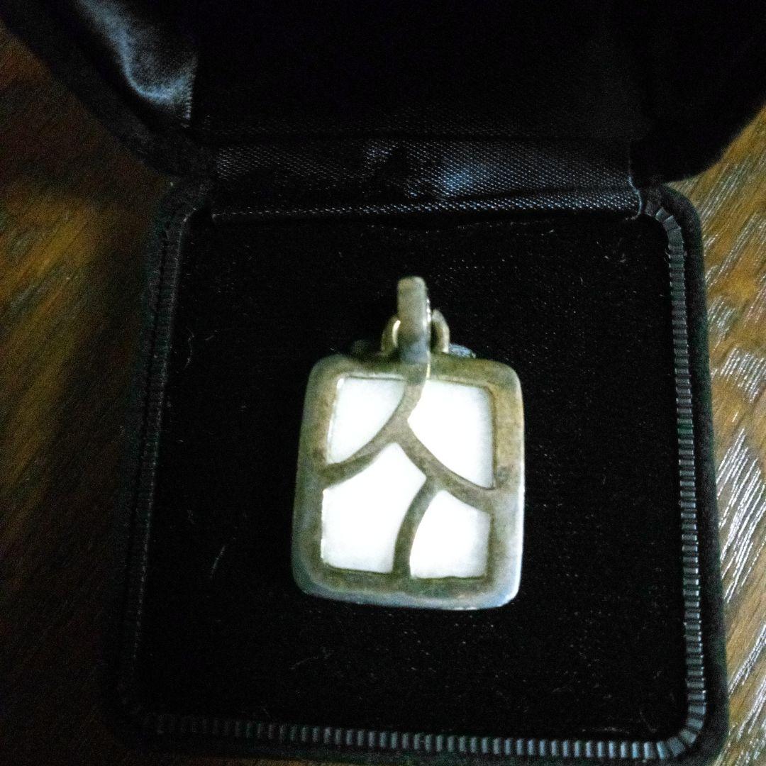 超希少品 (和尚コミューン老子館の和尚の寝室大理石使用)マーブルペンダント