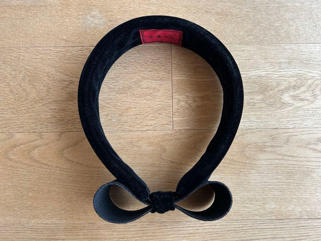 箱付き　Sugri ブラックベルベットリボンヘアバンド