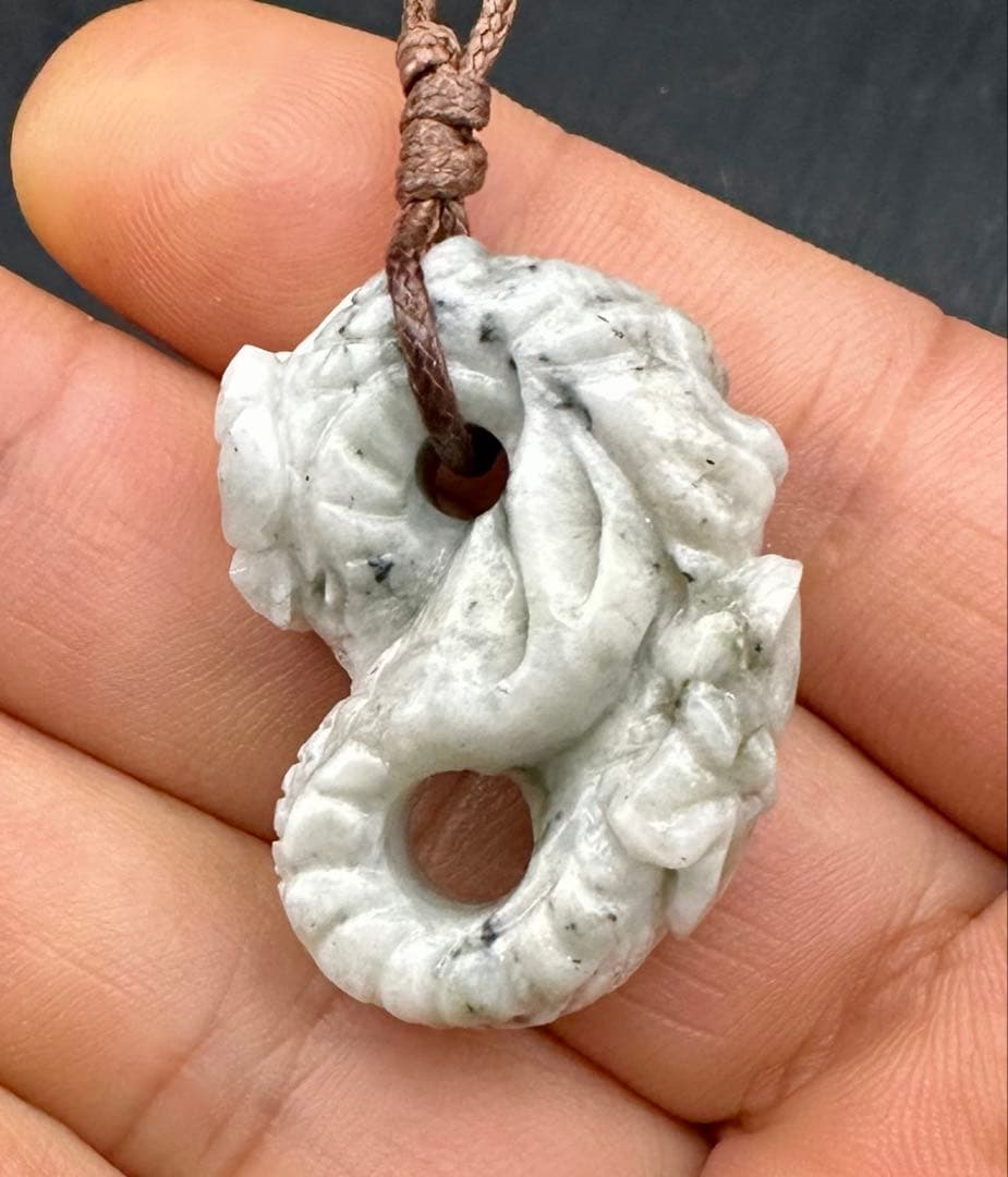 2025.3.28桜花神龍御守り　糸魚川花翡翠