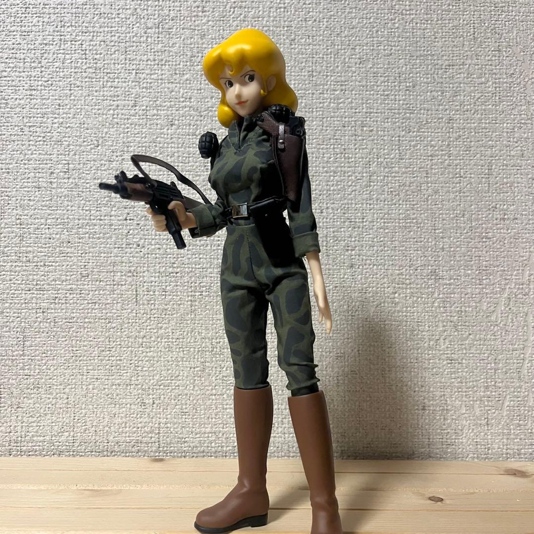 峰不二子　ルパン三世 カリオストロの城　フィギュア　メディコムトイ