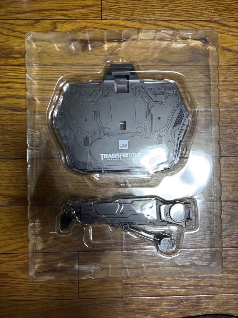 トランスフォーマー/ リベンジ DLX オプティマスプライム　threezero