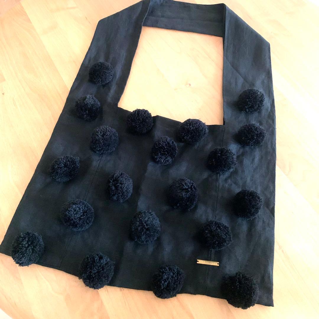 堀川波さん　BonBonバッグ　ボンボン　ブラック　リネン　ショルダーバック