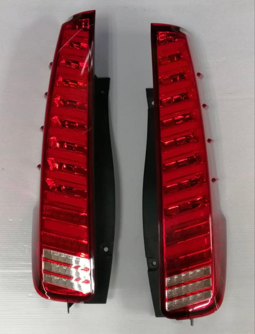 ダズフェローズ テール ノア・ヴォクシー 80 テール