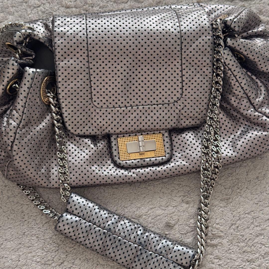茶*様 Chanel Silver ヴィンテージバッグ