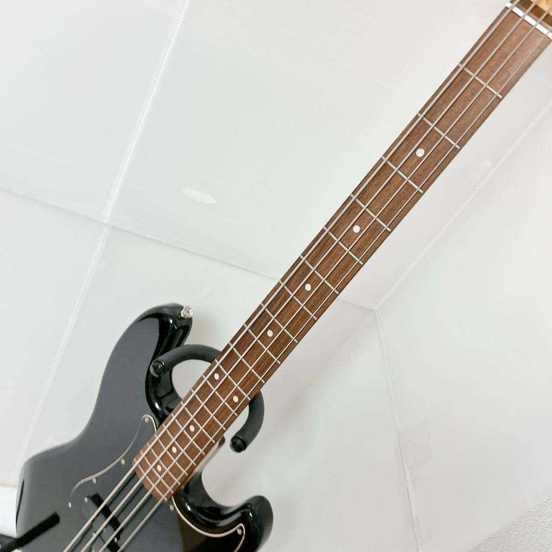 美品 Squier スクワイヤー プレシジョンベース プレベ 黒 ブラック