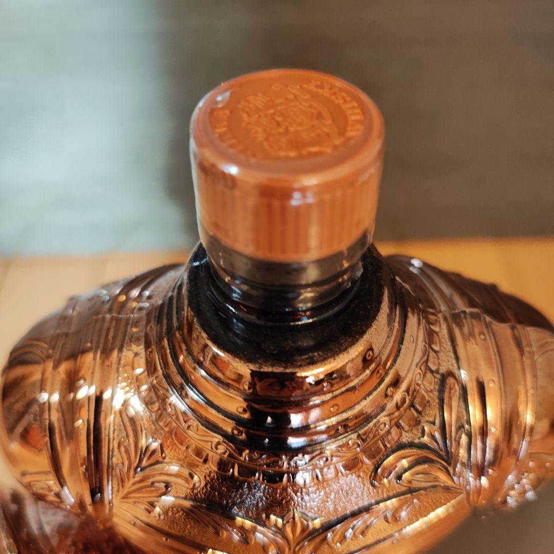 q*a様 古酒（未開封）　ニッカウィスキー　キングスランド　ウイスキー特級 甲冑