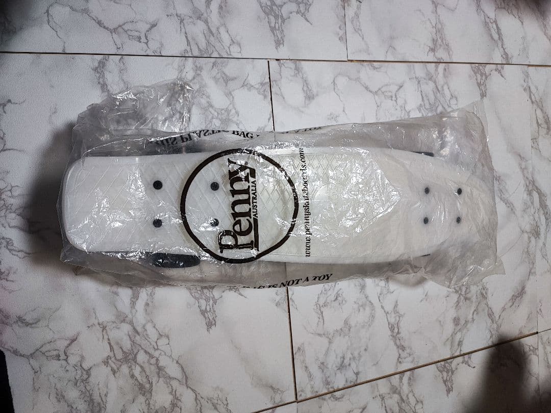 Penny キャスパー ナイトグロウ