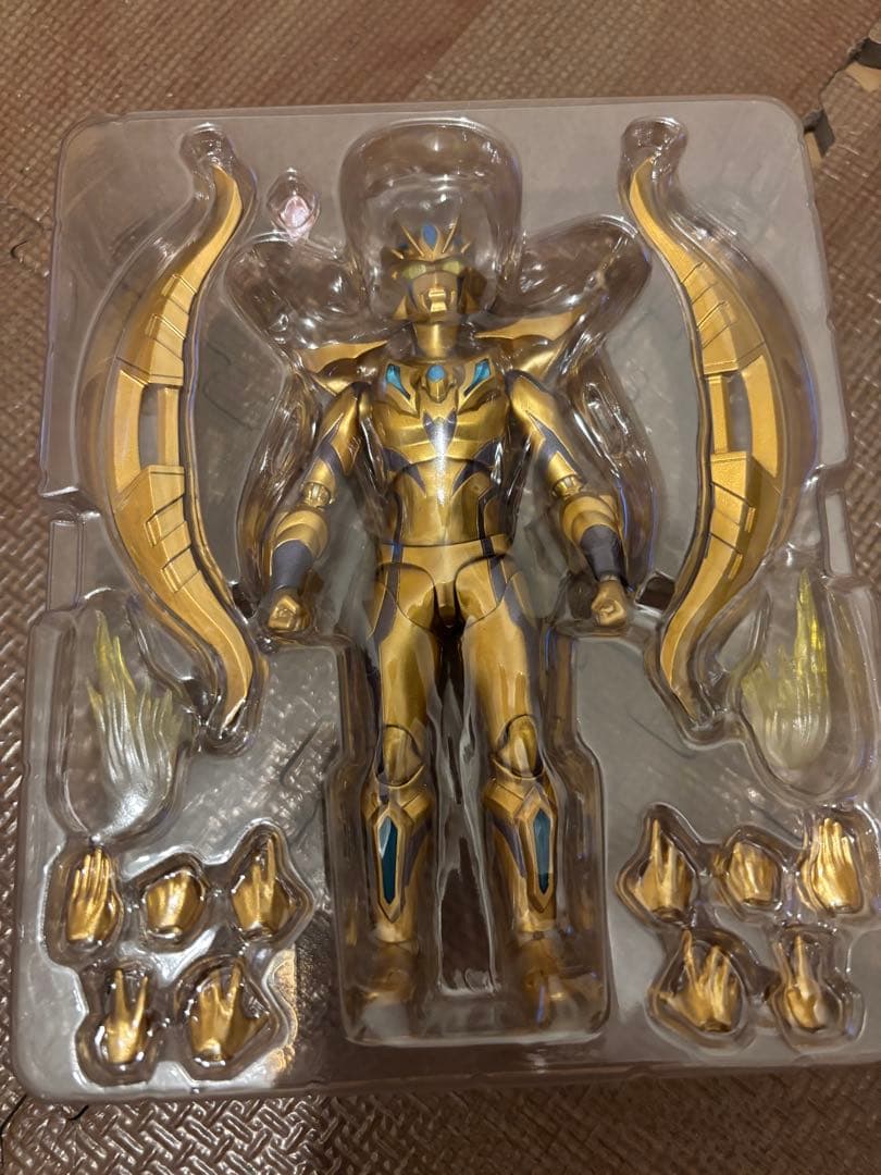 shフィギュアーツ　ウルトラマンゼロビヨンド