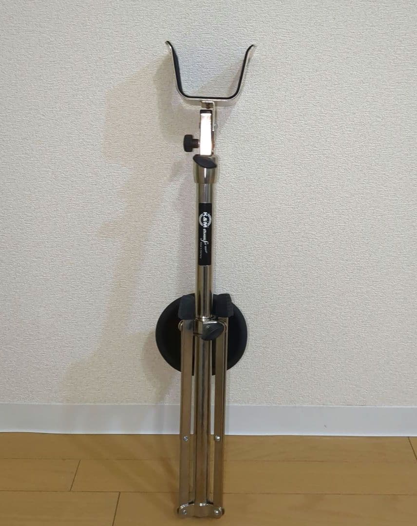 K&M　バスクラリネット兼ファゴット用スタンド　高さ調整可能