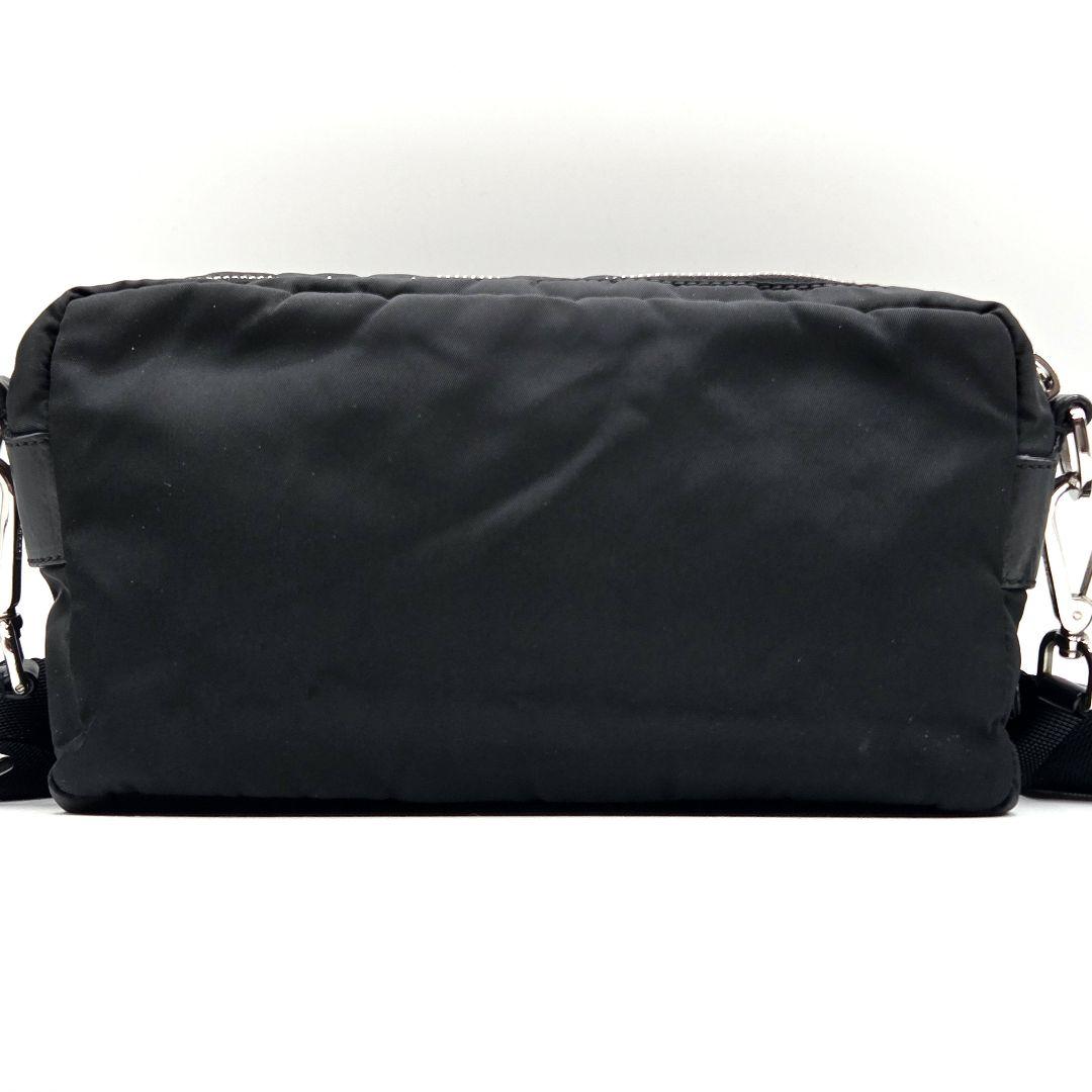PRADA ショルダーバッグ ナイロン レザー カメラバッグ ロゴプレート ネロ