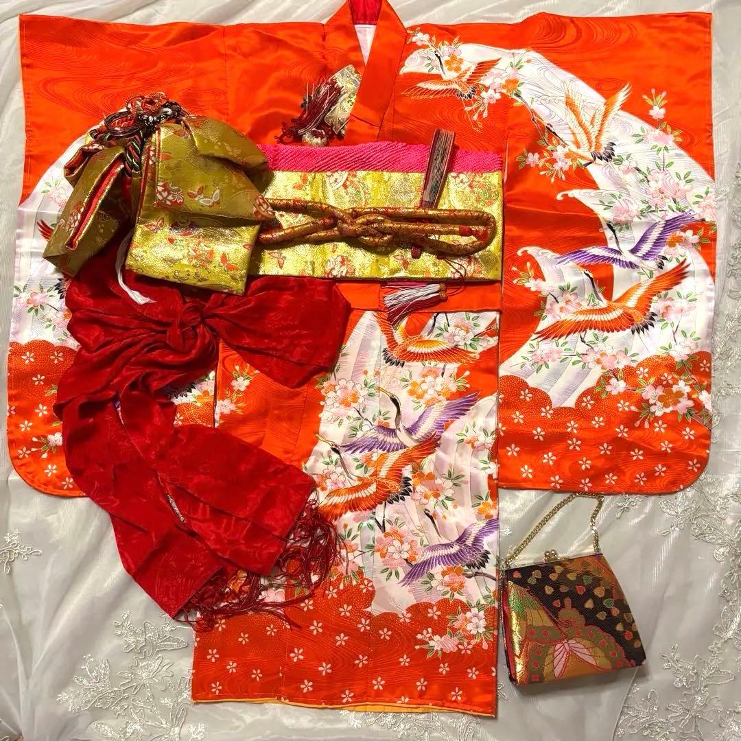 売り切り！七五三3~7歳 着物セット ふりそで 鶴と花模 金駒刺繍 金彩加工