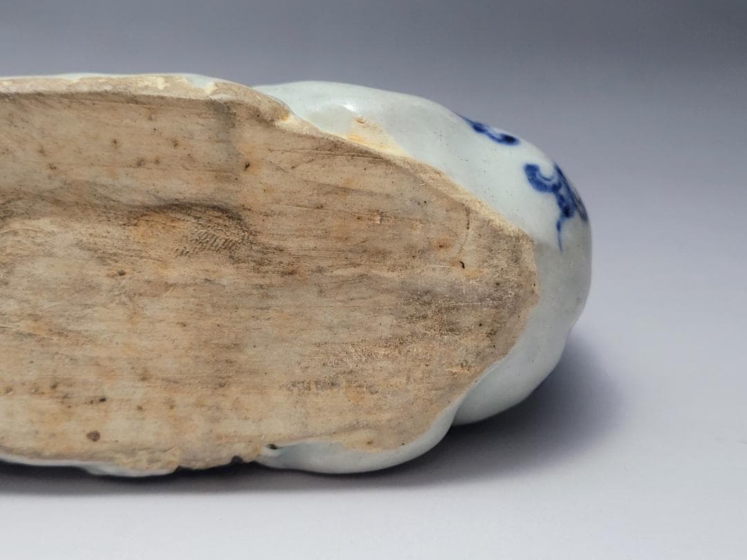 染付 リス型 松鼠型 折枝花紋 硯滴 水滴 明清時代 幅約11.1cm