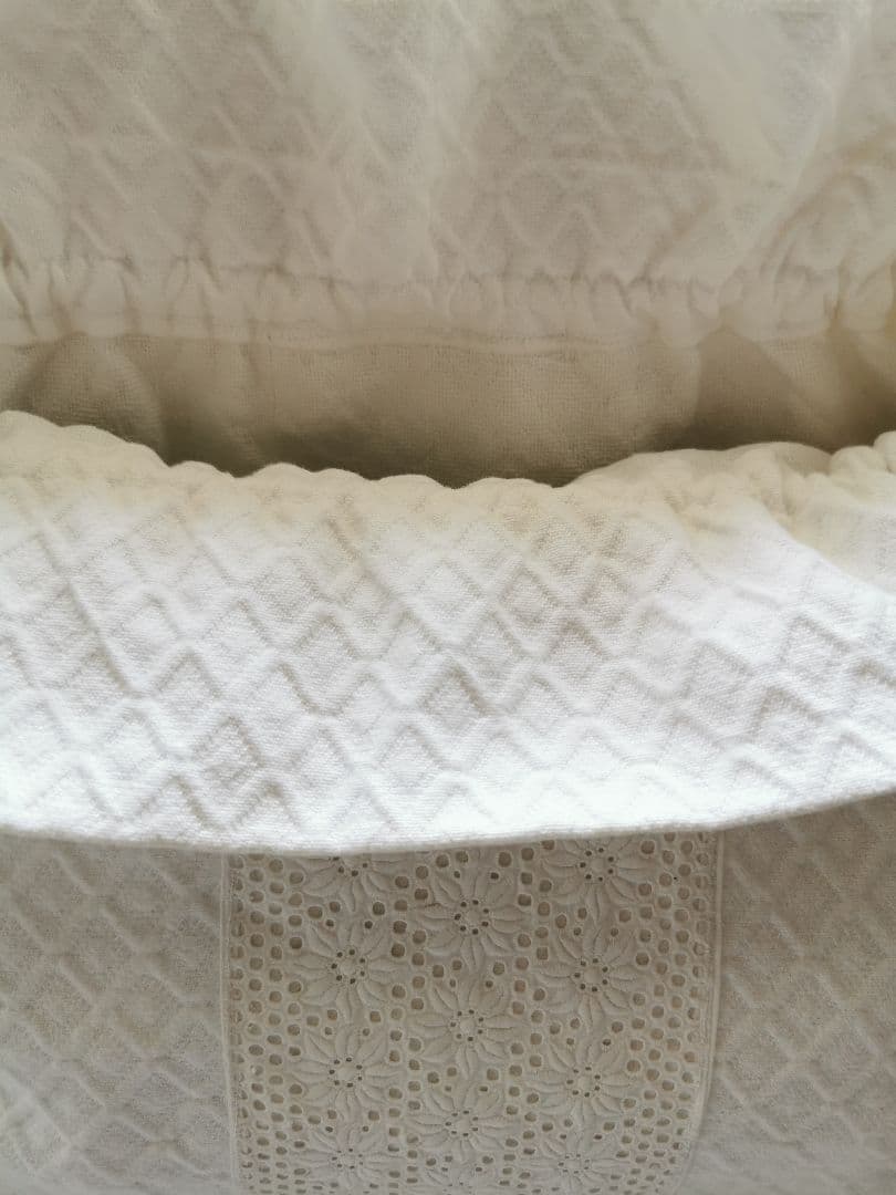 ヴィンテージ ピケドプロヴァンス ガロン花レース刺繍 菱模様織ふっくらラージ巾着