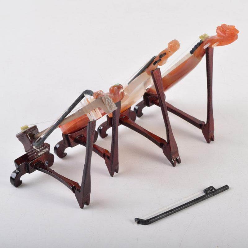 中国　赤瑪瑙彫刻　小さな楽器　弦楽器など　4点　箱付　V　9210