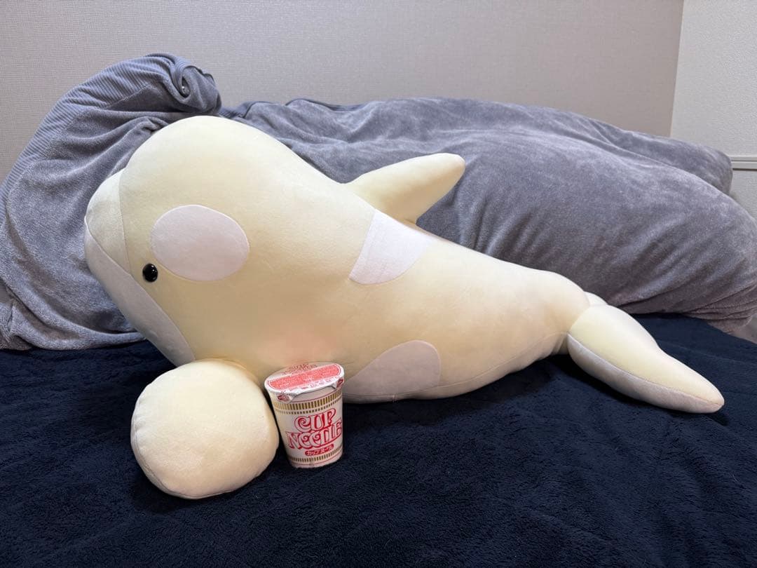 【最終値下げ】名古屋港水族館　くじ特賞　シャチ　ぬいぐるみ　アルビノ 約90cm