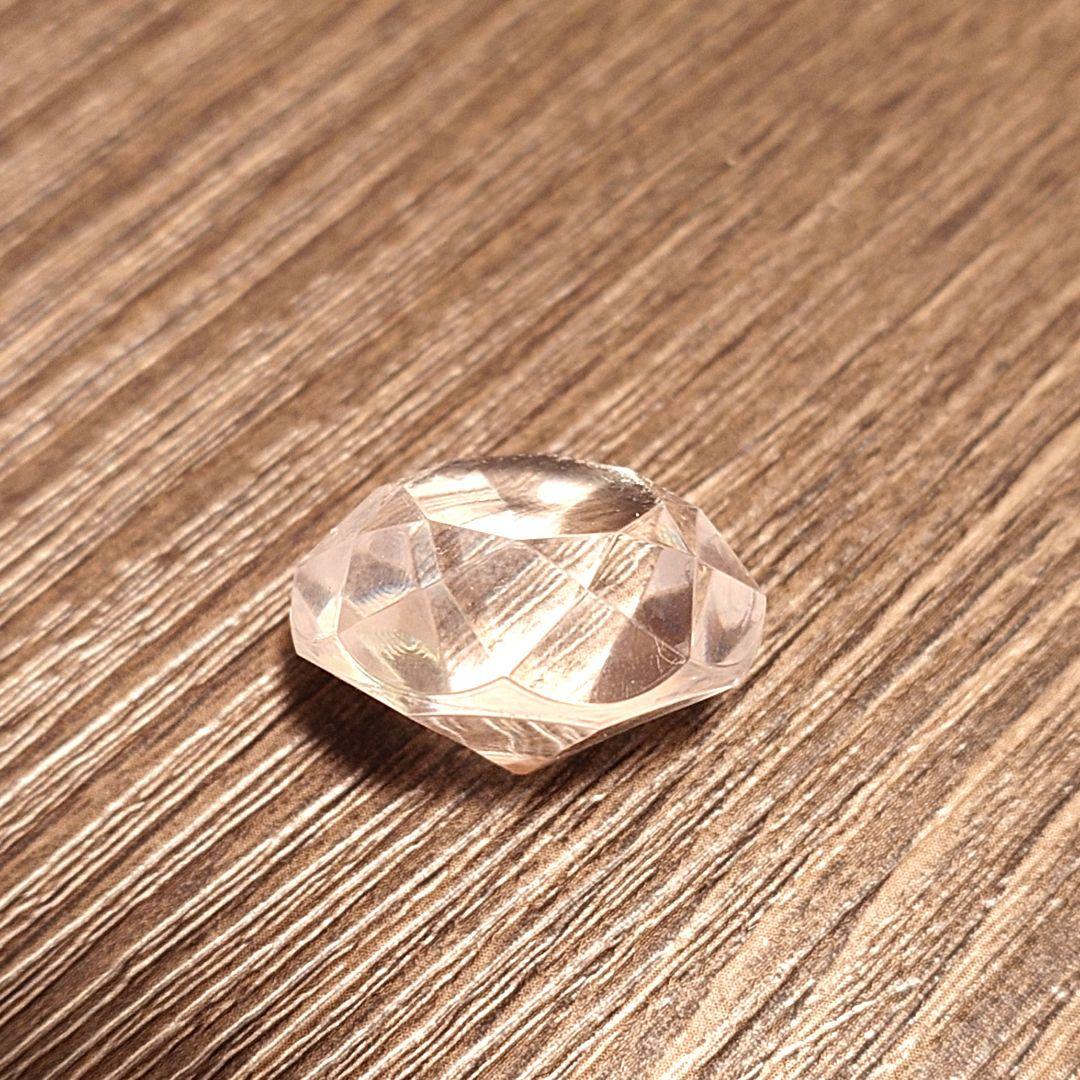 アクリル製　ダイヤモンド