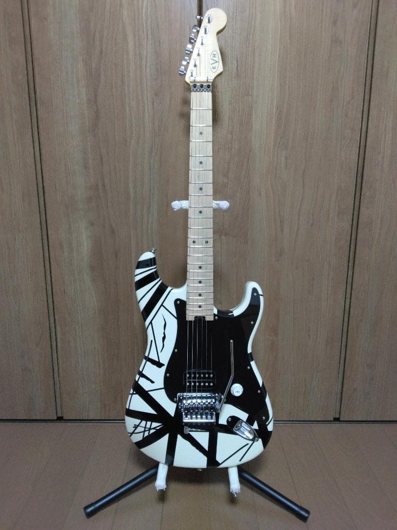 EVH Striped Series 白黒 ＋ 新品Fenderケース