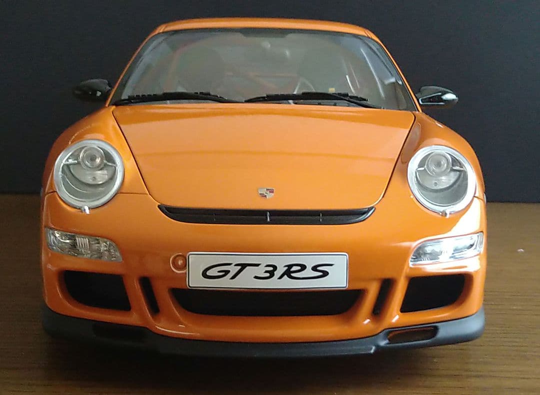 オートアート シグネチャー 1/12 ポルシェ 911 (997) GT3 RS