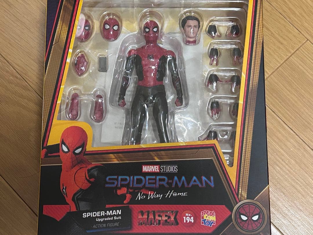 MAFEX スパイダーマン アップグレードスーツ ノーウェイホーム