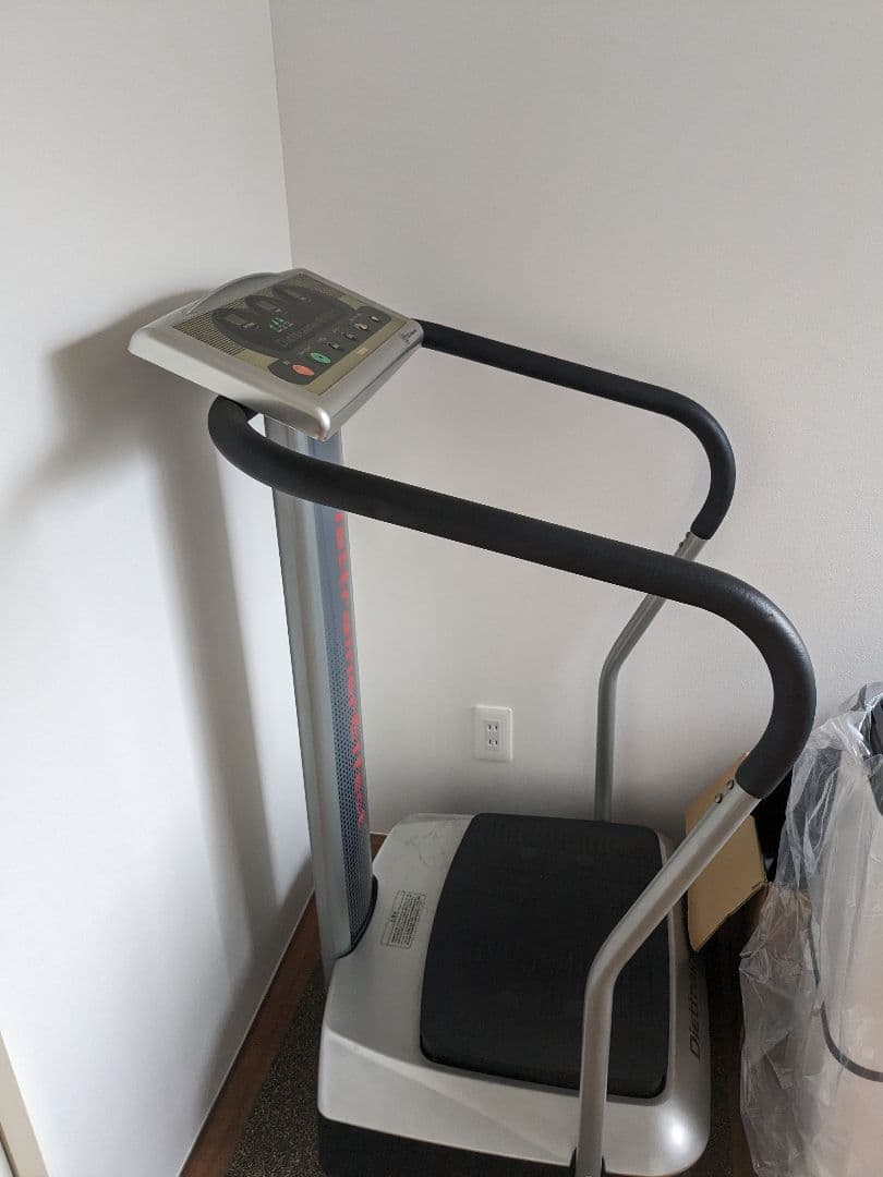 【値下げ】ランニングマシンと振動マシン