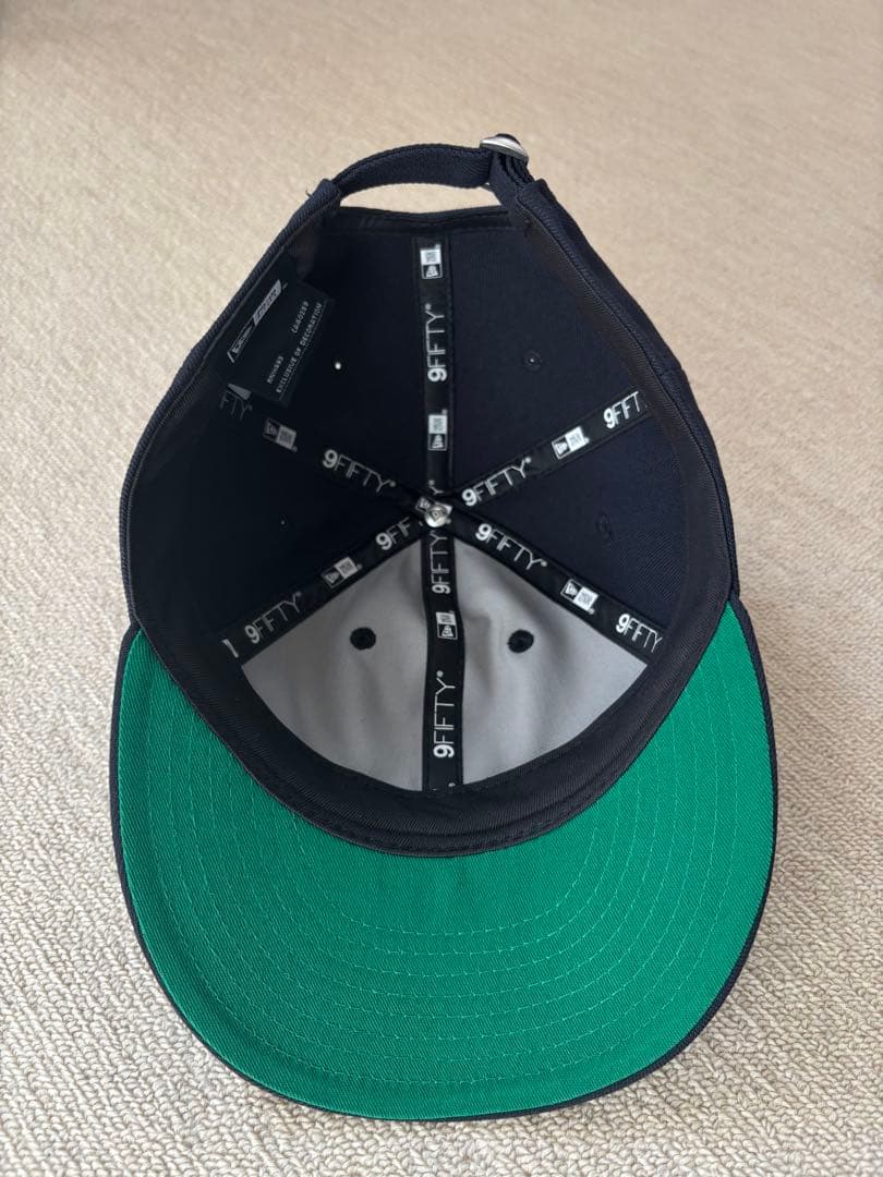 SEE SEE × NEW ERA 950 キャップ SEESEE