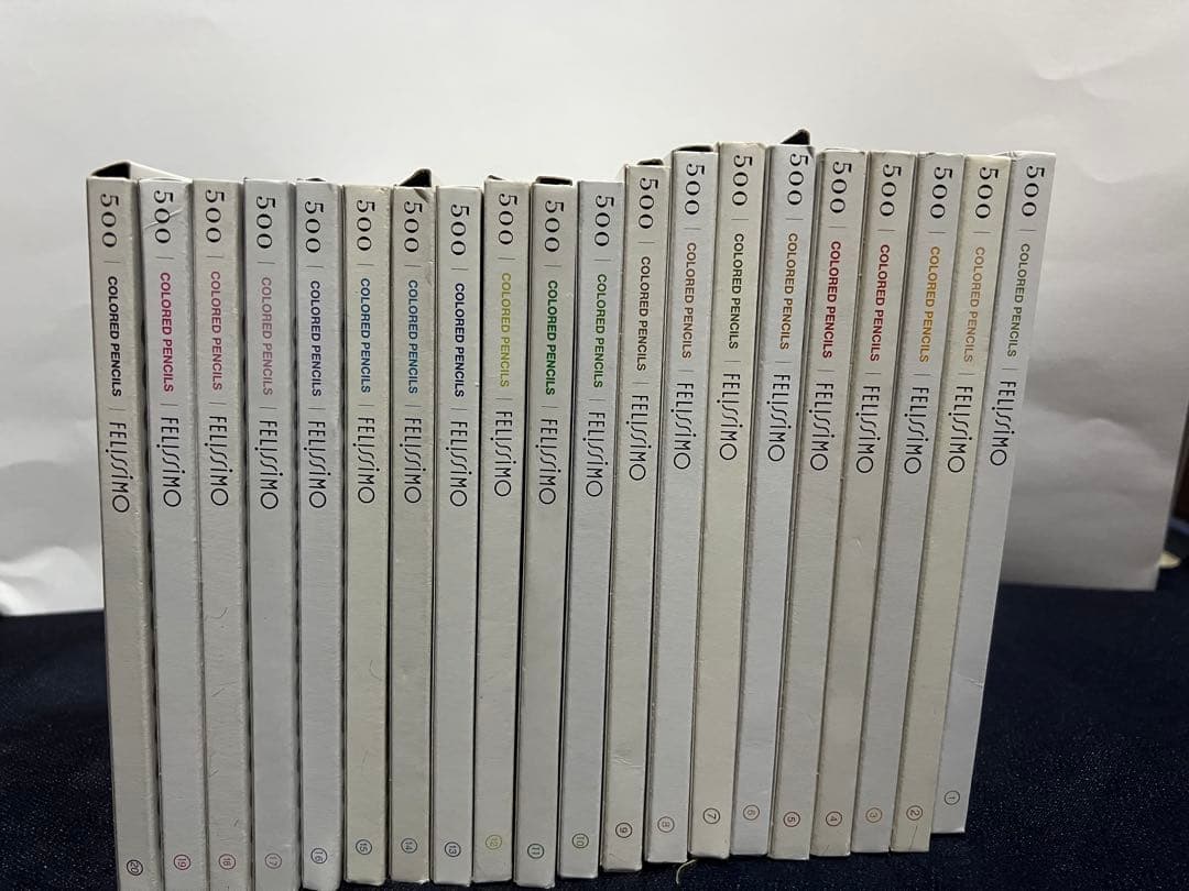 フェリシモ 500色の色鉛筆 セット