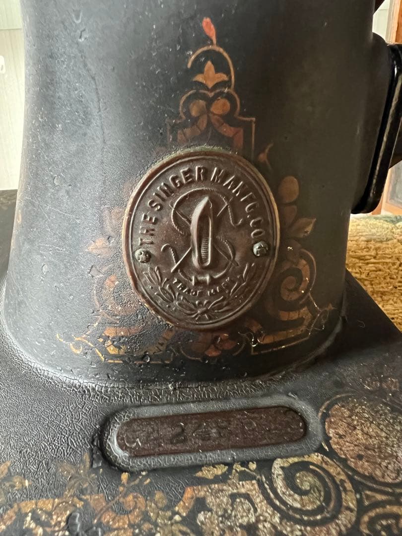 SINGER 古いミシン アンティークミシン　骨董品　インテリア　ディスプレイ