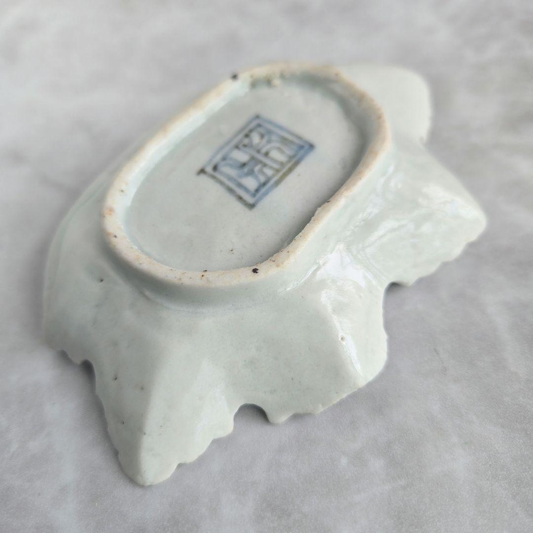 古伊万里　白磁　変形小皿　紅葉　江戸時代　アンティーク　骨董　金継ぎ　金直し