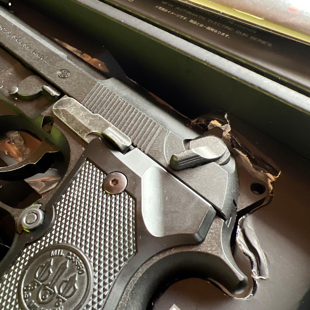 【電動ガン】M9A1 バッテリー&充電器セット（対象年齢18歳以上）