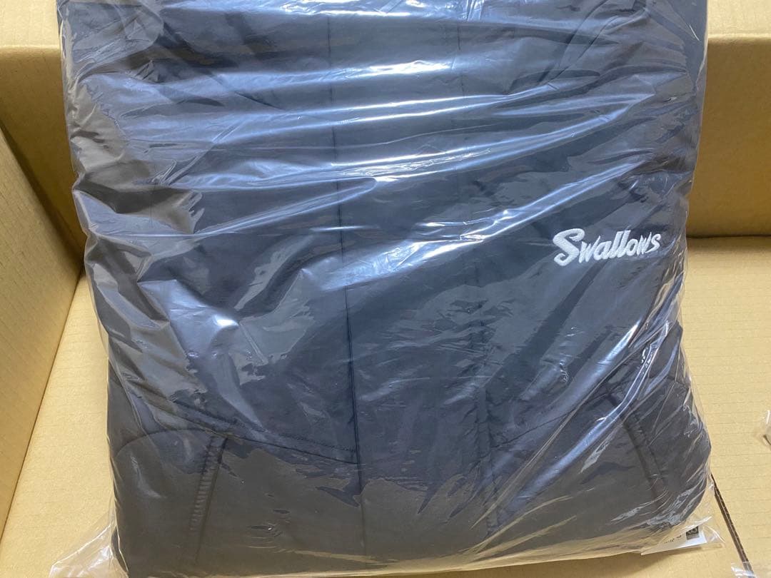 東京ヤクルトスワローズ シェルパーカー ブラック FREEサイズ