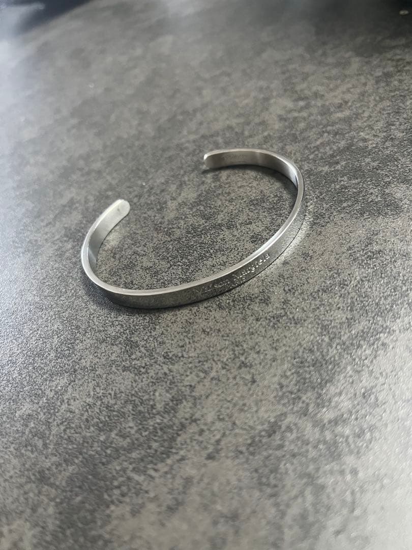 Maison margiela カフブレスレット　新品未使用