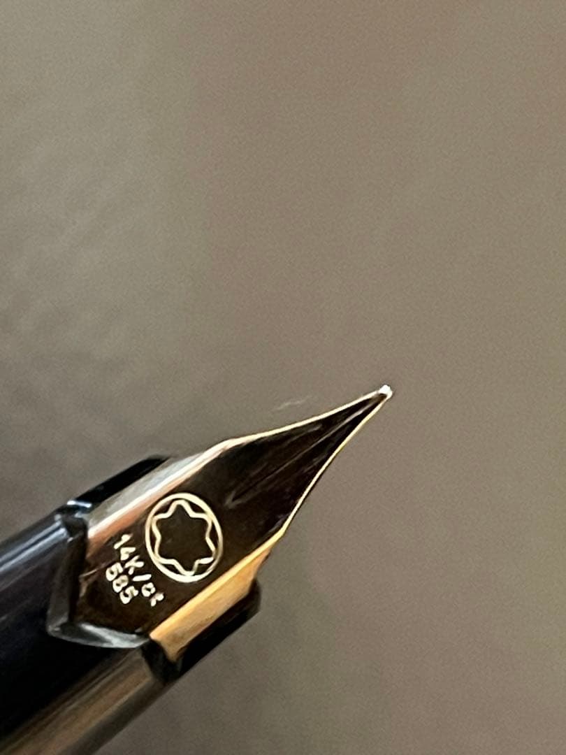 拓*海様 ◾️新品未使用◾️デッドストック◾️モンブラン万年筆◾️化粧箱、説明書