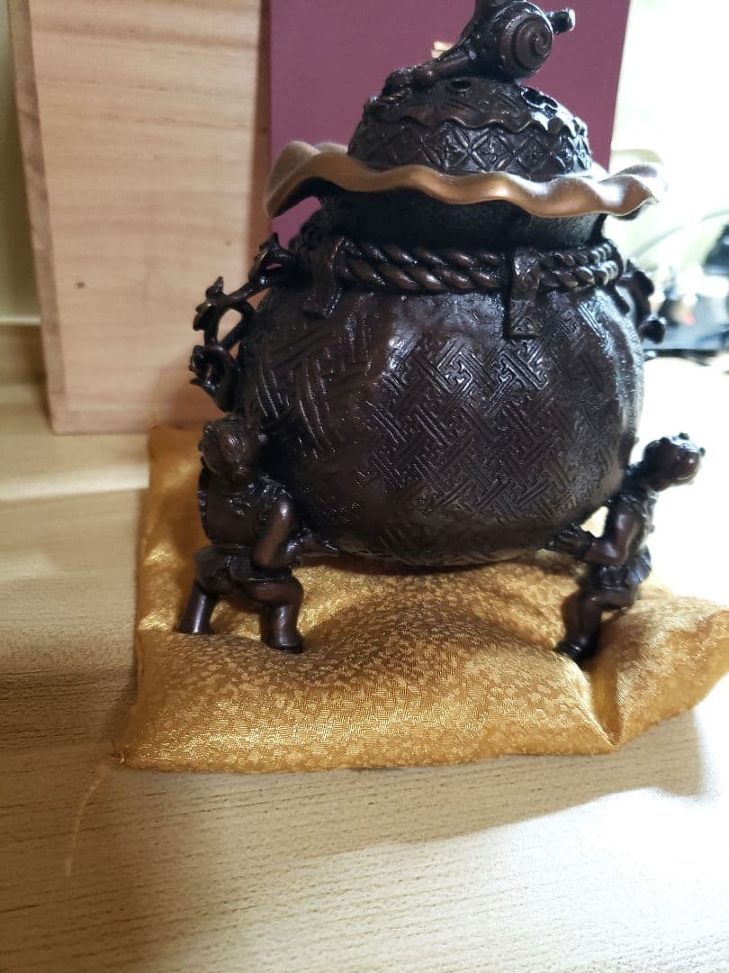 香炉 　金工家　二上常太郎(元威)作