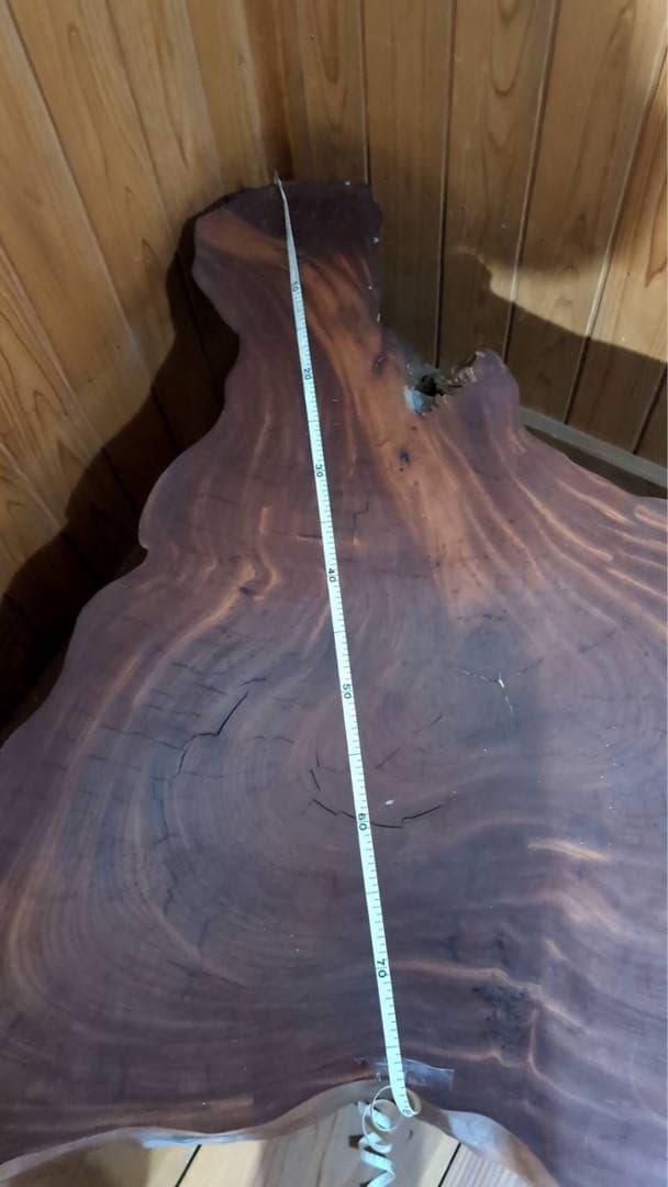 木製テーブル 自然な形状 約120cm x 80cm