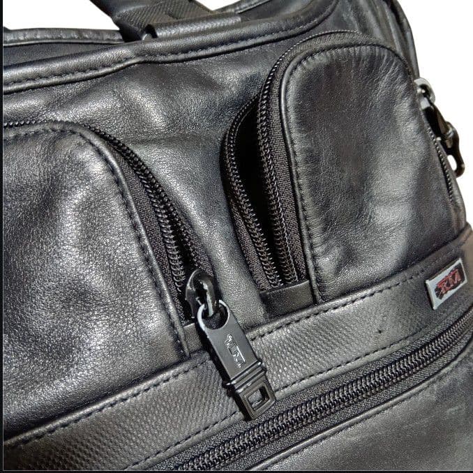 【廃盤品】TUMI トゥミ オールレザー エクスパンダブル 2層 ブリーフケース