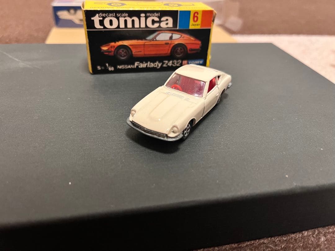 黒箱トミカ　ニッサン フェアレディZ 432 1Aホイール