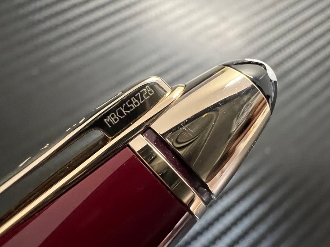 モンブラン グレートキャラクターズ ケネディ F 細字 万年筆 バーガンディ