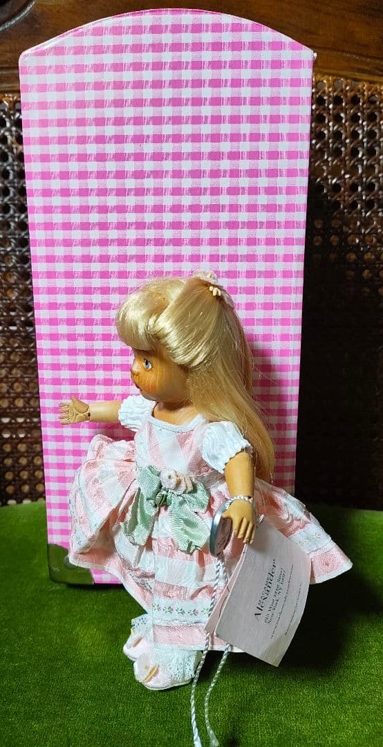 マダムアレクサンダー木製ドール