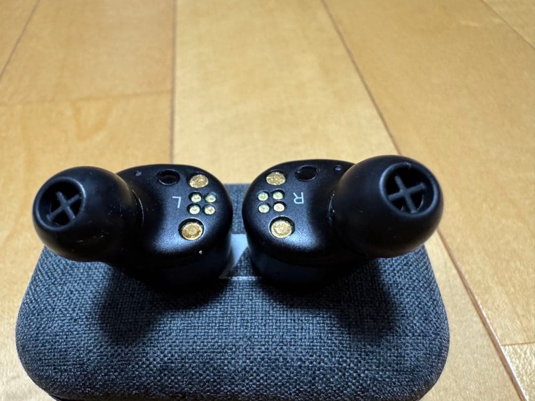 イヤホン Sennheiser MOMENTUM True Wireless