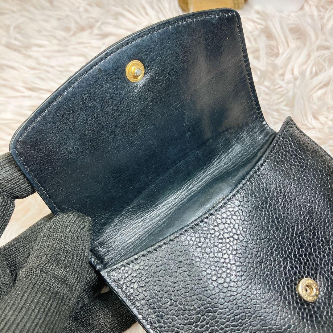 美品 CHANEL 二つ折り財布 ココマーク キャビアスキン レザー Wホック