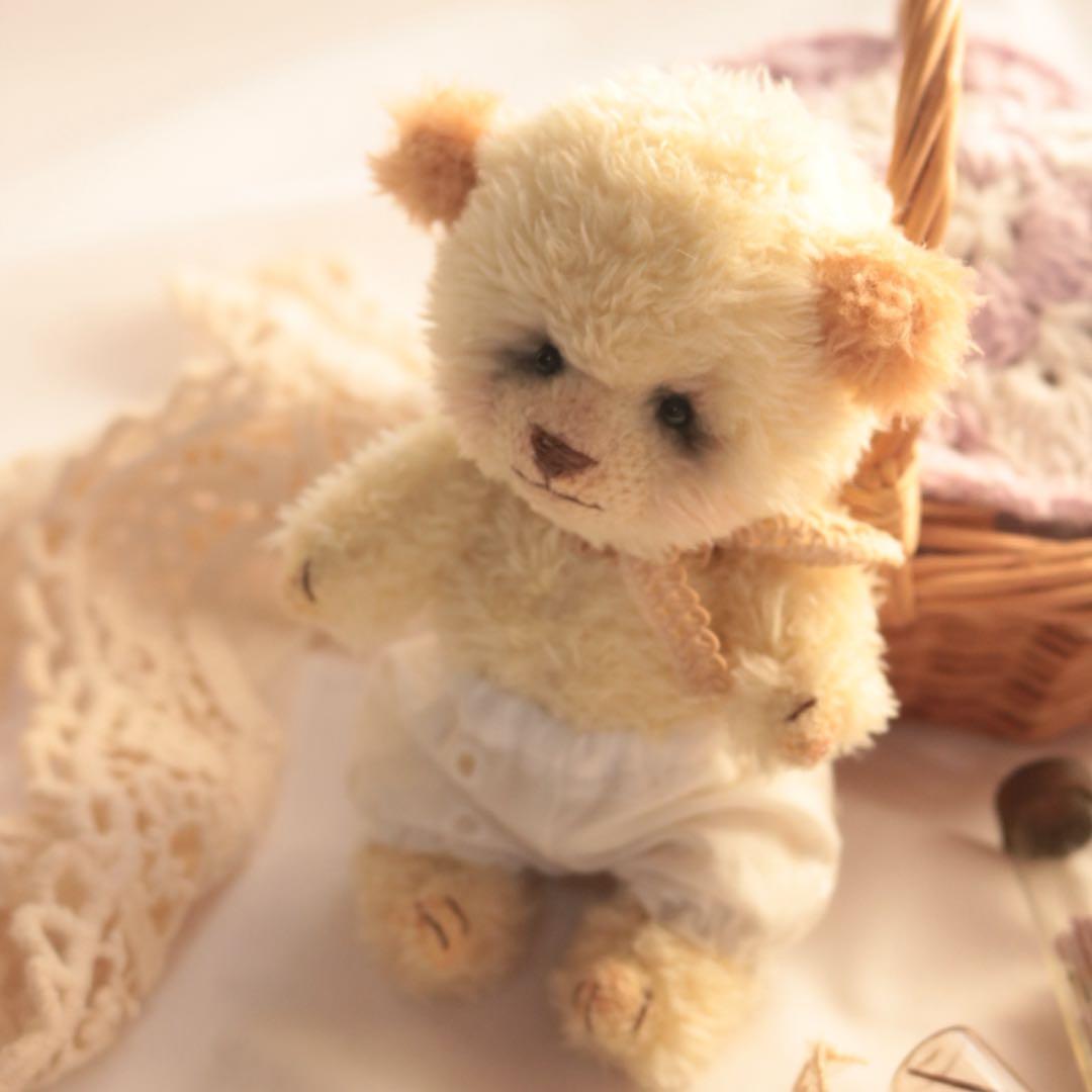 テディベア　ミニベア　くま　ぬいぐるみ　ドールのお友達　作家　アーティストベア