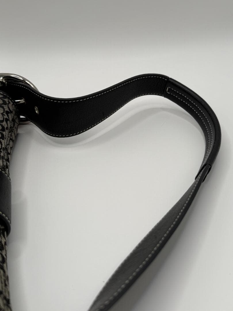 【美品】COACH コーチ SOHO ワンショルダー バッグ シグネチャー 黒