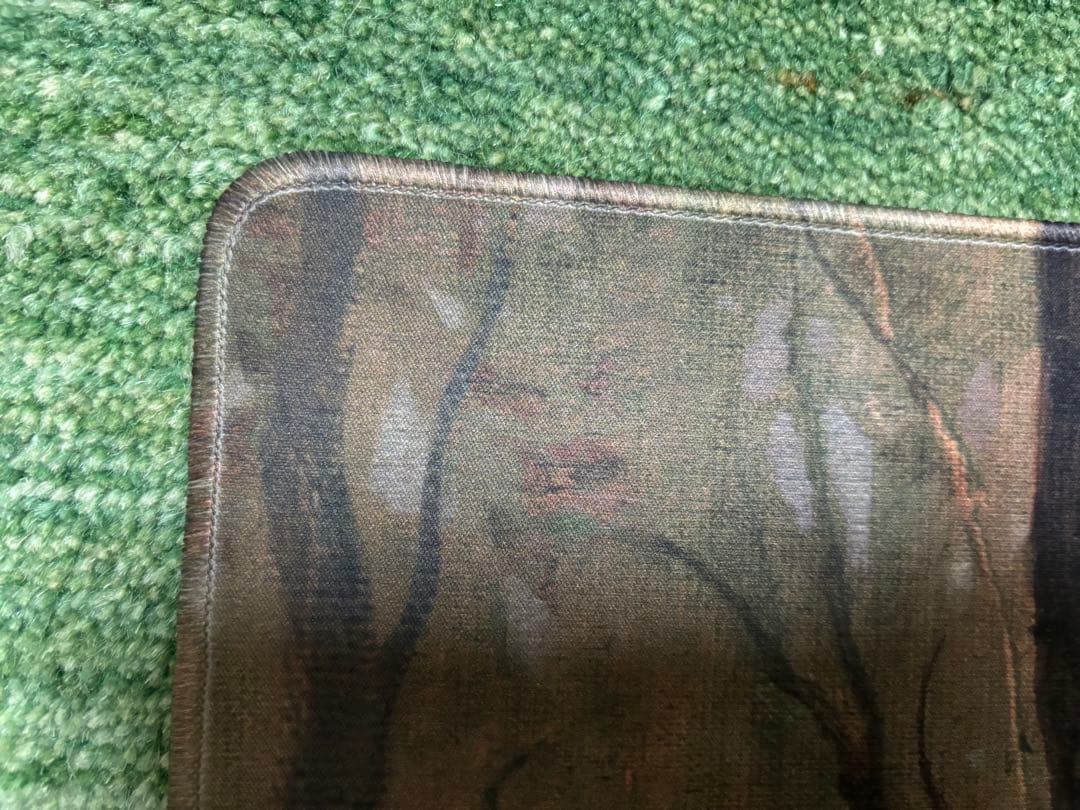 MTGプレイマット　不屈の追跡者　Tireless Tracker No232