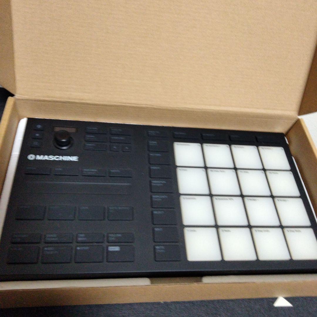 DTM・DAW NATIVE INSTRUMENTS MASCHINE MK3