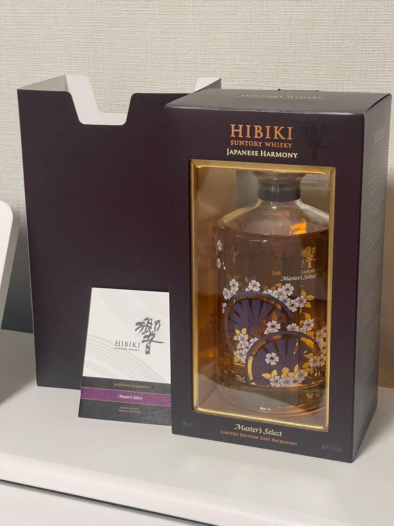 響 ジャパニーズハーモニー 意匠ボトル マスターズセレクト 700ml 国産