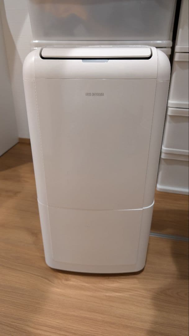 除湿機 IJC-M120-W ホワイト【2021年製】