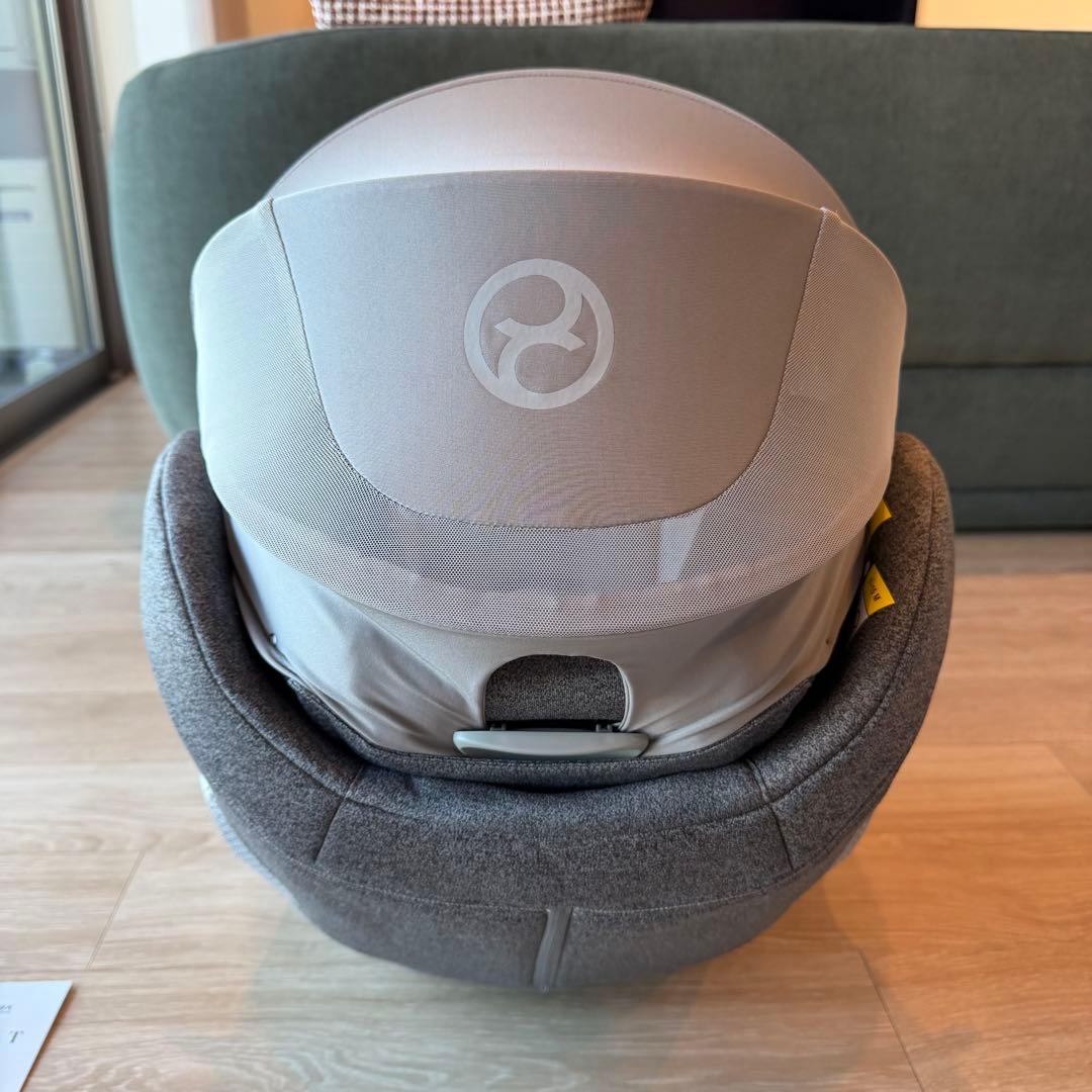 cybex SIRONA T i-Size チャイルドシート