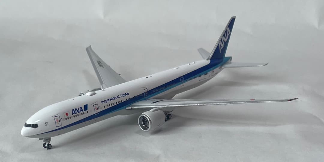 Pheonix ANA B777-300 A795A えんぴつ